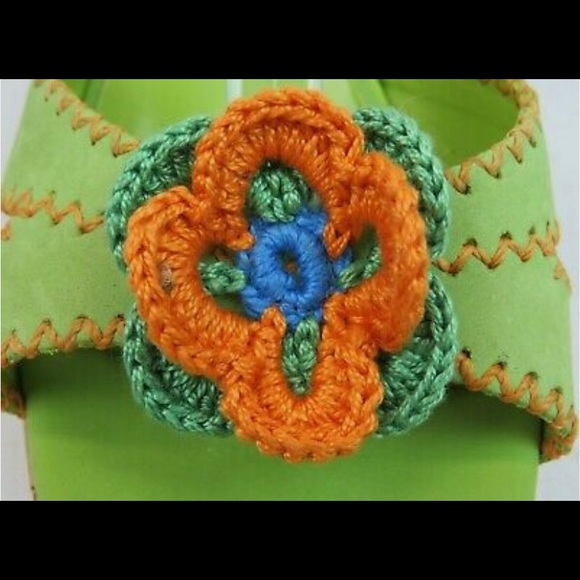 BCBG GIRLS GALIAN LIGHT GREEN LEATHER CROCHET BOW CORK PLATFORM SANDALS PUMPS - Picture 2 of 3